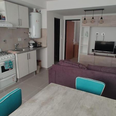 Departamento Calle Mendoza Albus -Acceso Rapido Ruta 22 Хенераль-Рока Екстер'єр фото